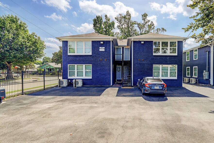 More Photos Of 1009 Enid St, Houston Apartments For Sale