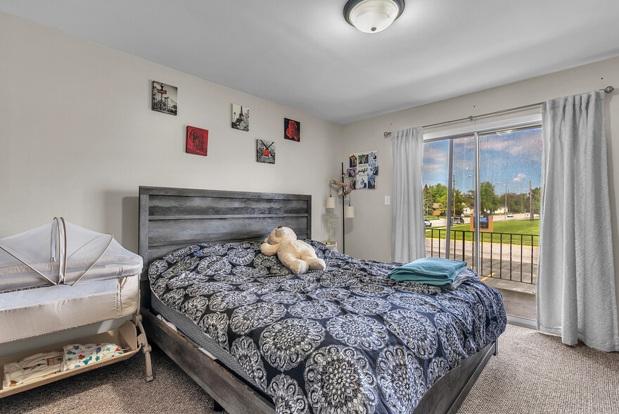 More Photos Of 9201 Kennedy Ave, Highland Apartments For Sale