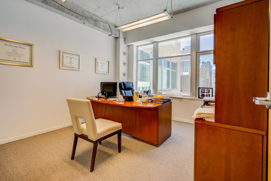 More Photos Of 14 NE 1st Ave, Miami Office For Sale