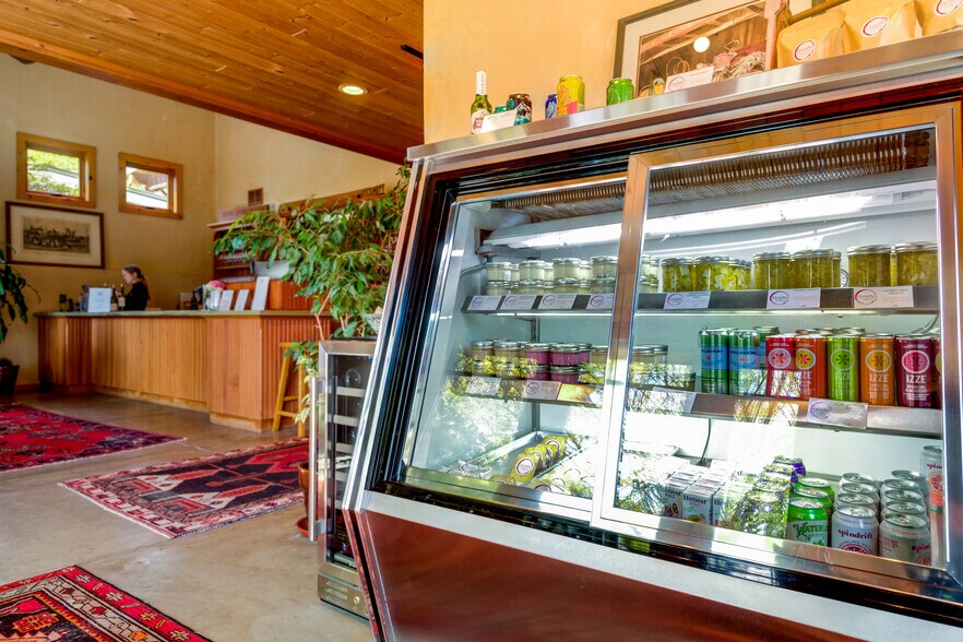 More Photos Of 818 Slagle Creek Rd, Grants Pass Winery Vineyard For Sale