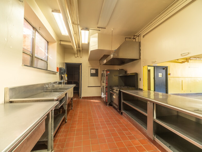 More Photos Of 18 Central Ave, Port Chester Schools For Lease