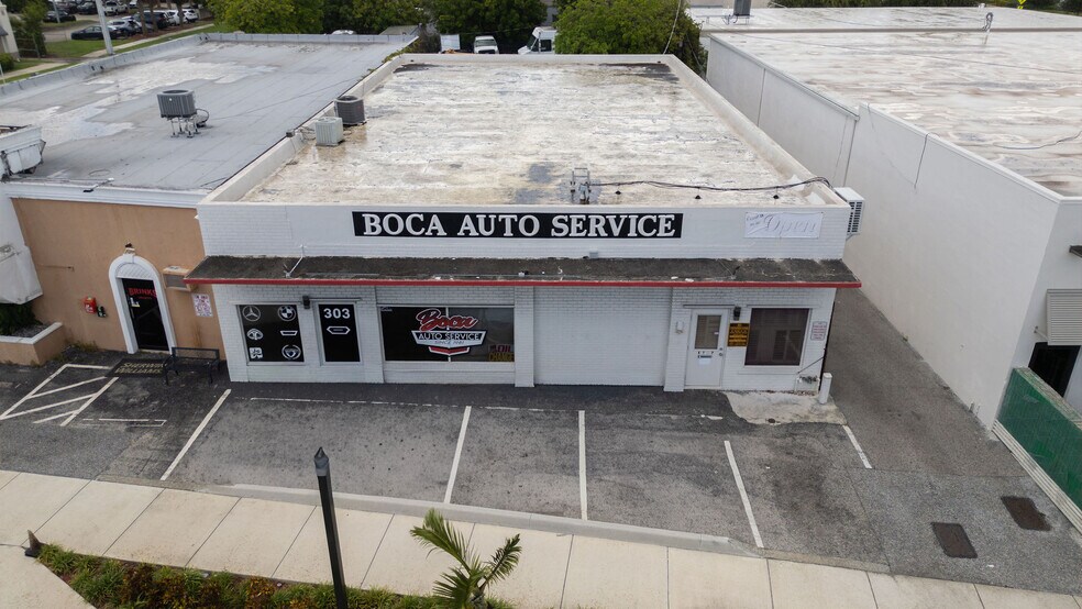 More Photos Of 303 NW 1st Ave, Boca Raton Warehouse For Sale