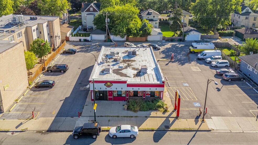 Primary Photo Of 3205 S Harlem Ave, Berwyn Fast Food For Sale