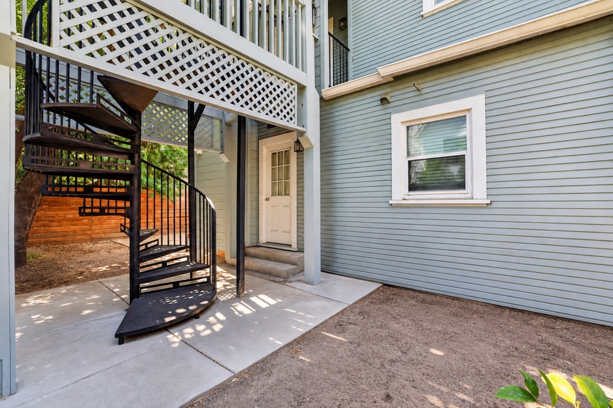 More Photos Of 2409 I St, Sacramento Apartments For Sale