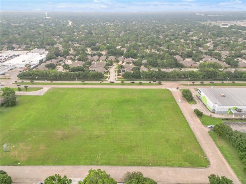 More Photos Of 15700 Space Center Blvd, Houston Land For Sale