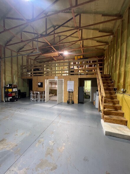 More Photos Of 929 W Old Hickory Blvd, Madison Office For Lease