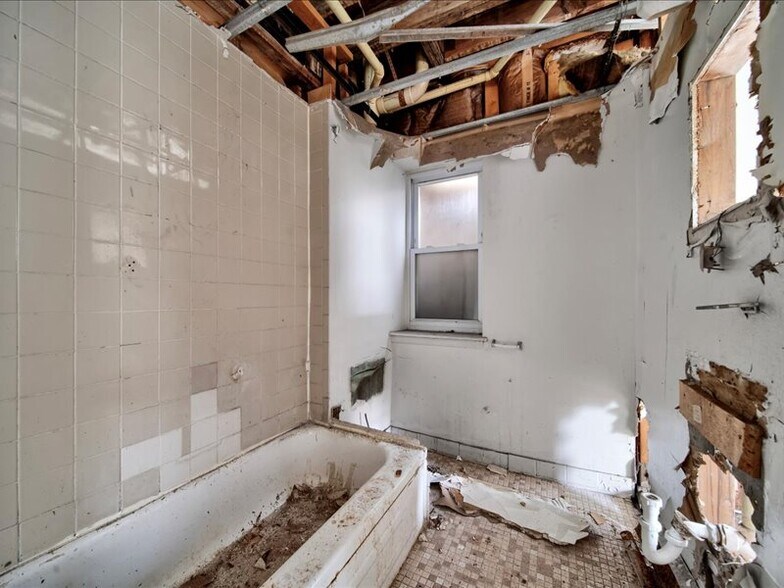 More Photos Of 280 Richton St, Highland Park Apartments For Sale