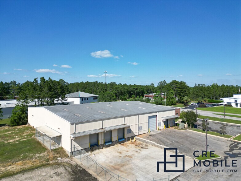 More Photos Of 5640 Commerce Blvd E, Mobile Warehouse For Lease