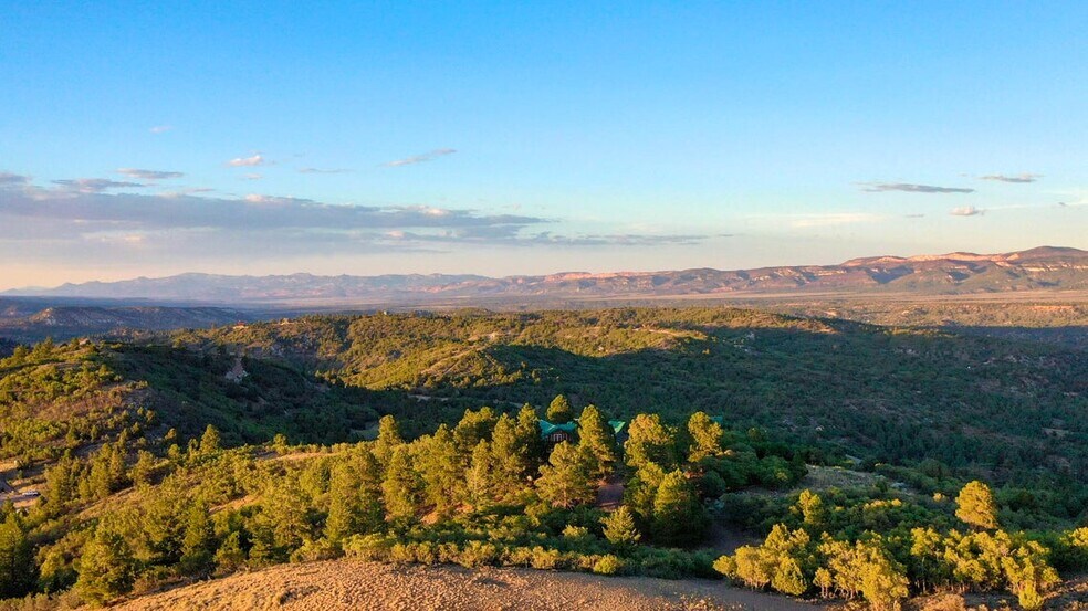 More Photos Of 2498 Silverado Ridge, Duck Creek Village Specialty For Sale