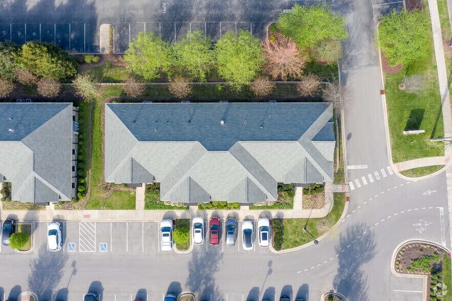 More Photos Of 174 Saundersville Rd, Hendersonville Medical For Sale