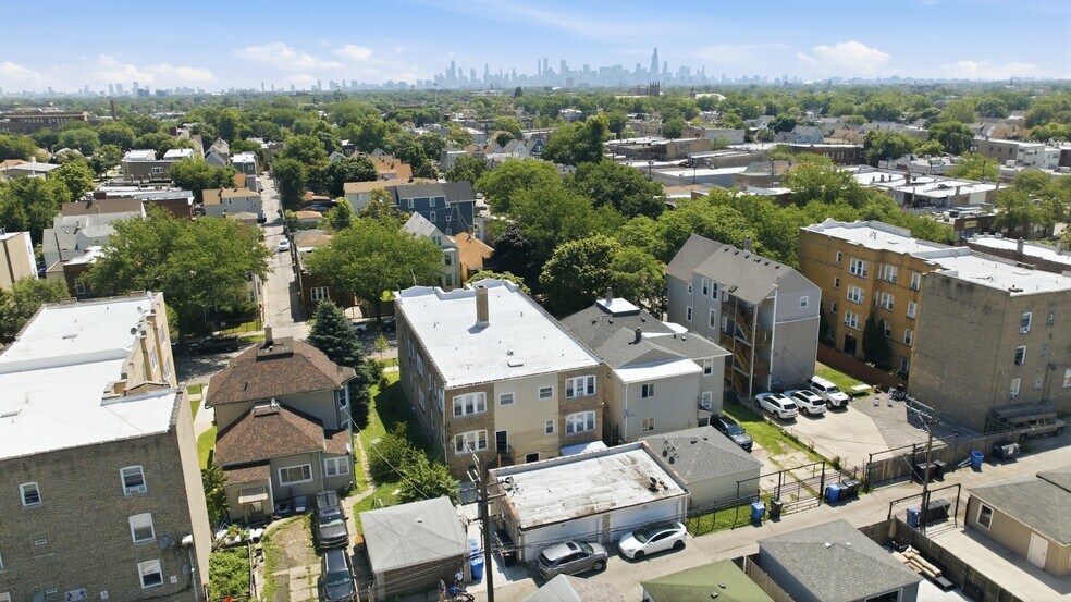 More Photos Of 2038 N Kostner Ave, Chicago Multifamily For Sale