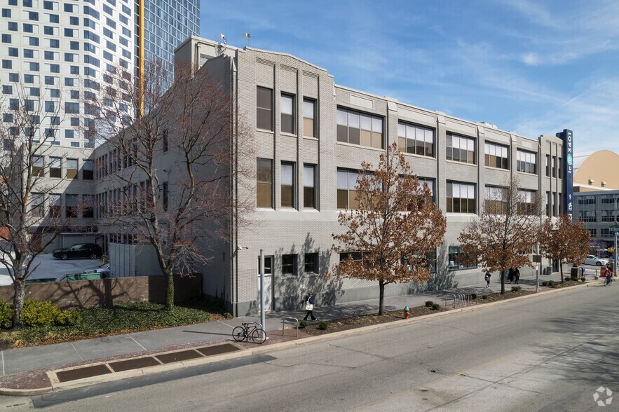 More Photos Of 3401 Market St, Philadelphia Schools For Lease