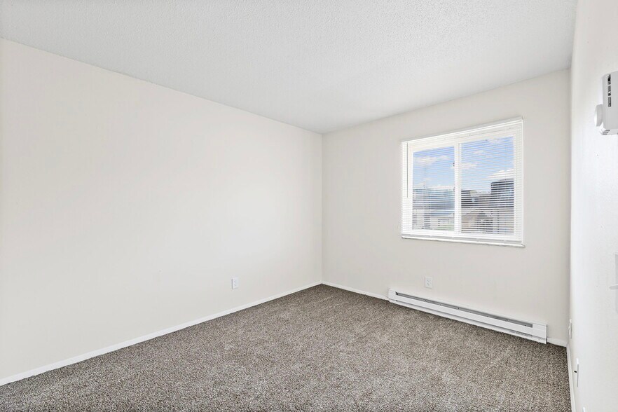 More Photos Of 3917 Airport Hwy, Toledo Apartments For Sale