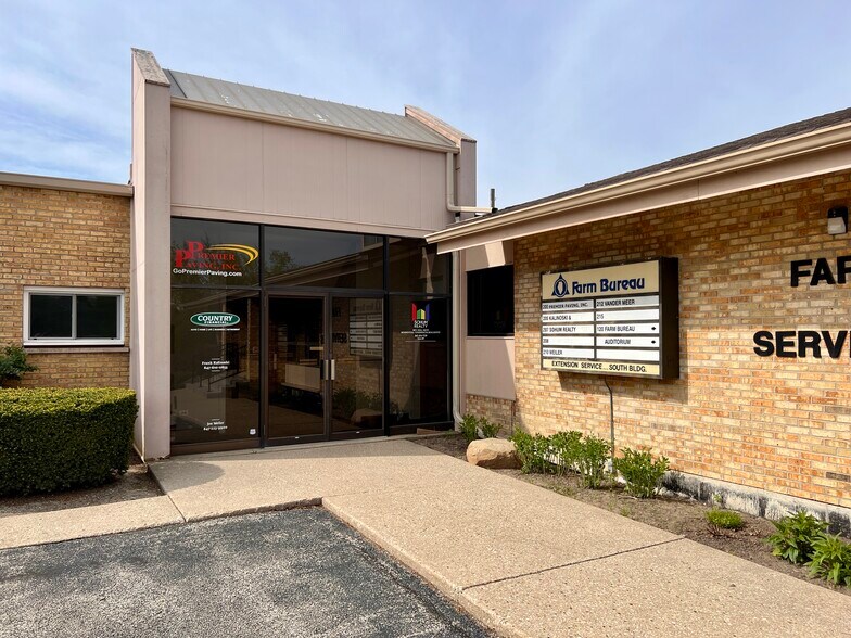 More Photos Of 70 Us Highway 45, Grayslake Office For Lease