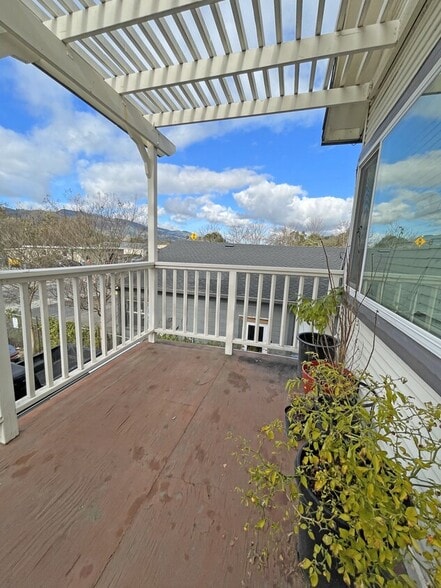 More Photos Of 17505 Sonoma Hwy, Sonoma Apartments For Sale