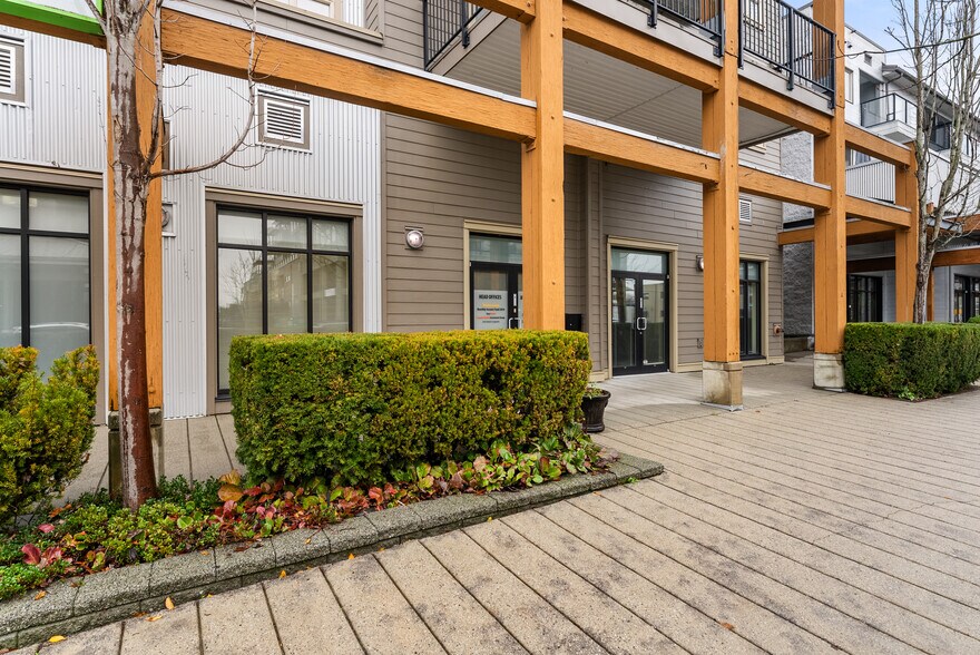 More Photos Of 6033 London Rd, Richmond Apartments For Sale