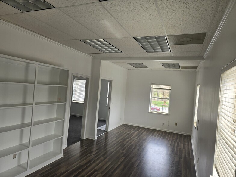 More Photos Of 2730 E WT Harris Blvd, Charlotte Office For Lease