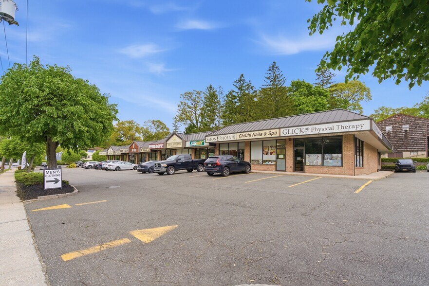 Primary Photo Of 444 W Jericho Tpke, Huntington Storefront Retail Office For Sale