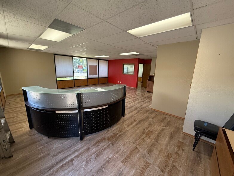 More Photos Of 1515 E Cedar Ave, Flagstaff Office For Lease