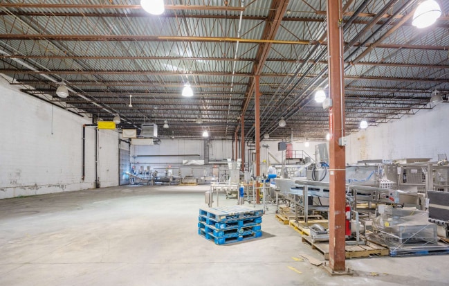 More Photos Of 7 State St, Woburn Refrigeration Cold Storage For Lease