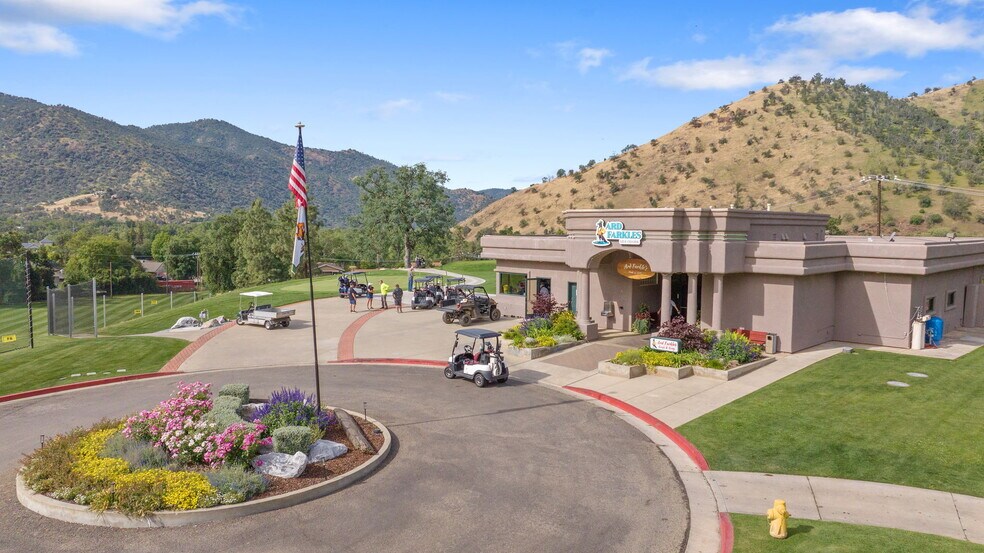 More Photos Of 41117 Sierra Dr, Three Rivers Golf Course Driving Range For Sale