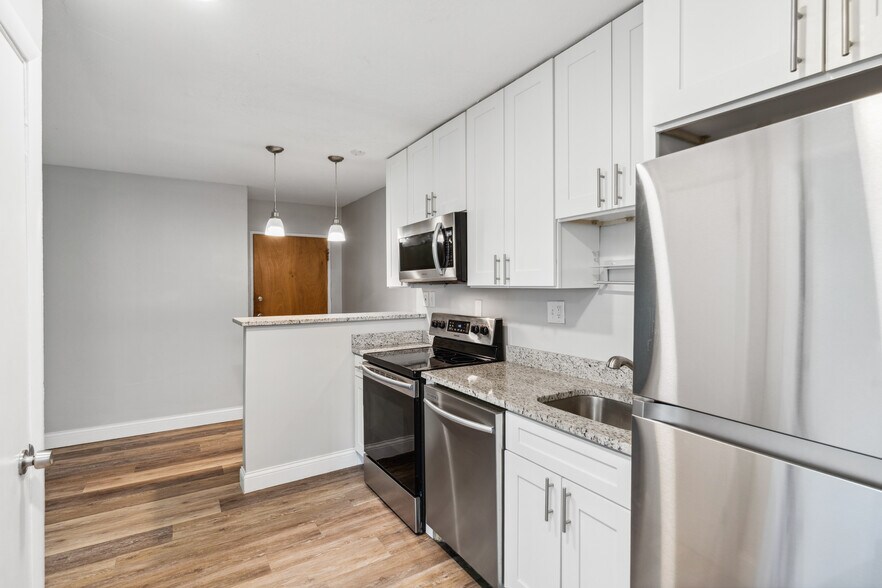 More Photos Of 5212 Franklin Blvd, Cleveland Apartments For Sale