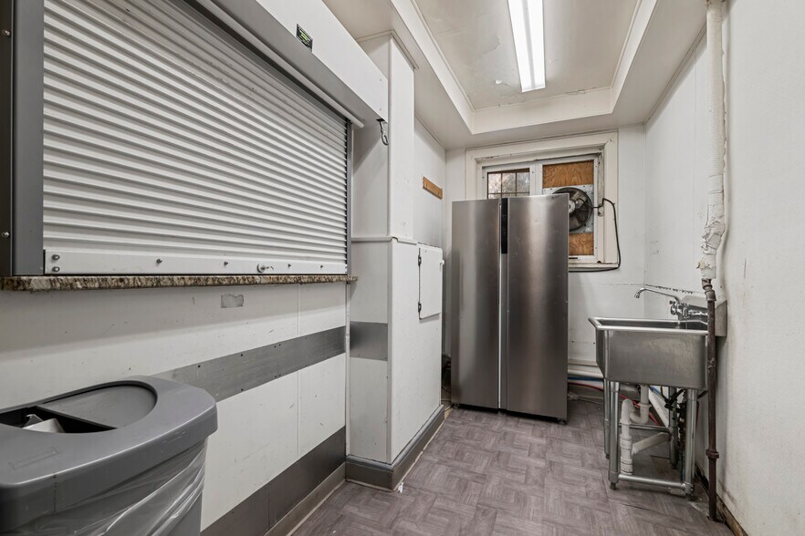 More Photos Of 535 Williamson Rd, Meadville Healthcare For Sale