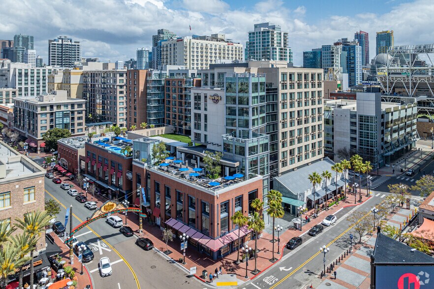 More Photos Of 207 5th Ave, San Diego Hotel For Sale