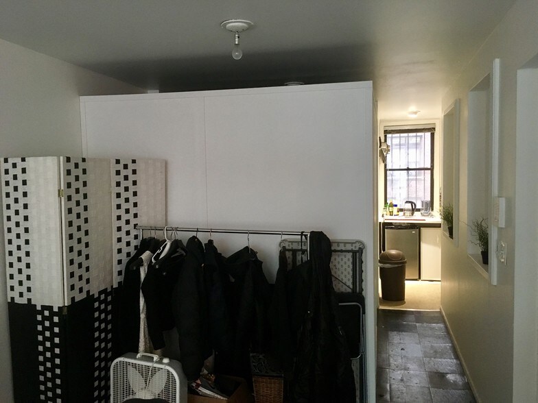 More Photos Of 41 W 36th St, New York Office For Sale