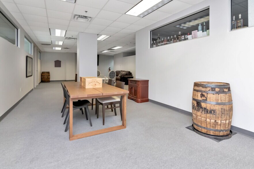 More Photos Of 1208 E Kennedy Blvd, Tampa Apartments For Sale