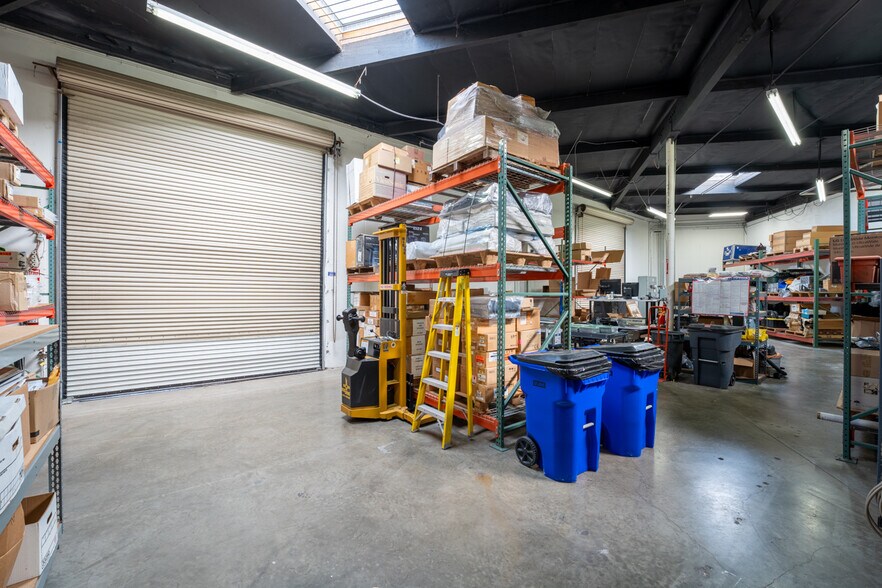 More Photos Of 13765 Alton Pky, Irvine Research And Development For Lease