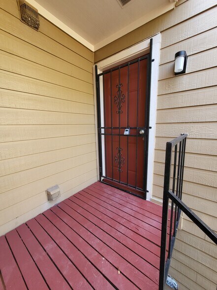 More Photos Of , Houston Multifamily For Sale