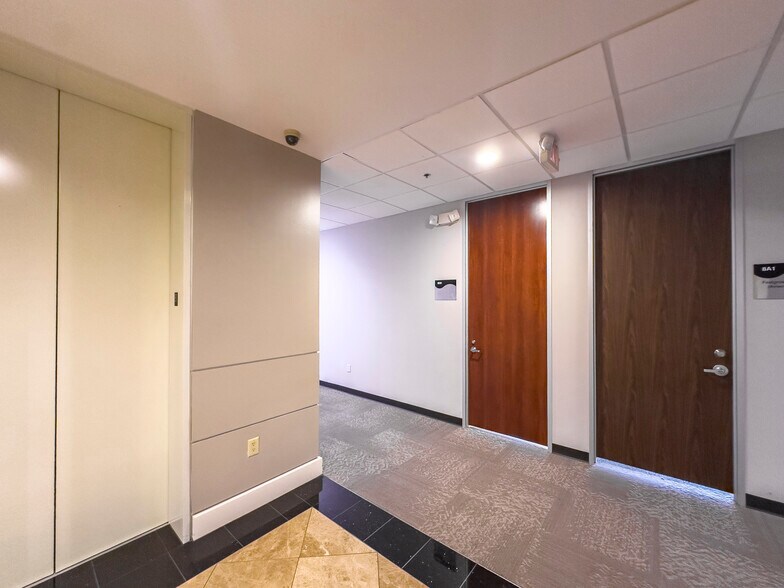 More Photos Of 9999 Bellaire Blvd, Houston Medical For Lease