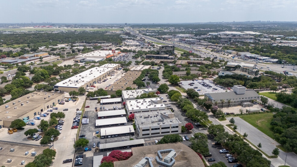 More Photos Of 14400 Northbrook Dr., San Antonio Unknown For Lease