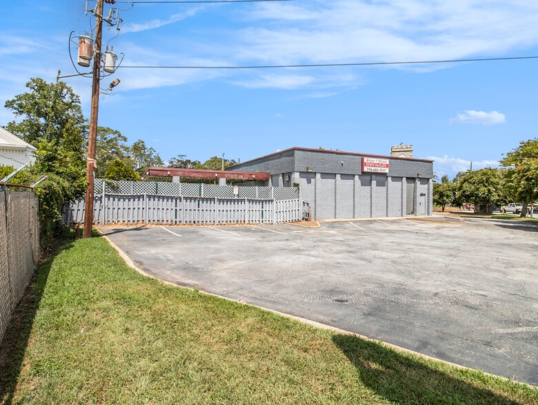 More Photos Of 3113 Stone Mountain St, Lithonia Storefront Retail Office For Sale