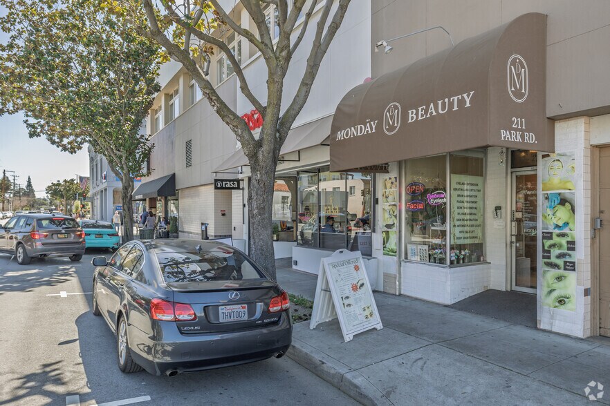 More Photos Of 205 Park Rd, Burlingame Office For Lease