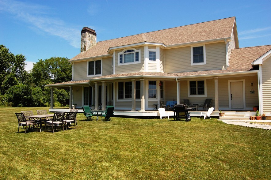 More Photos Of 199 Starr Ridge Rd, Brewster Village Horse Stables For Sale