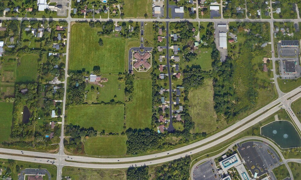 More Photos Of N Oakwood Rd, Oshkosh Land For Sale