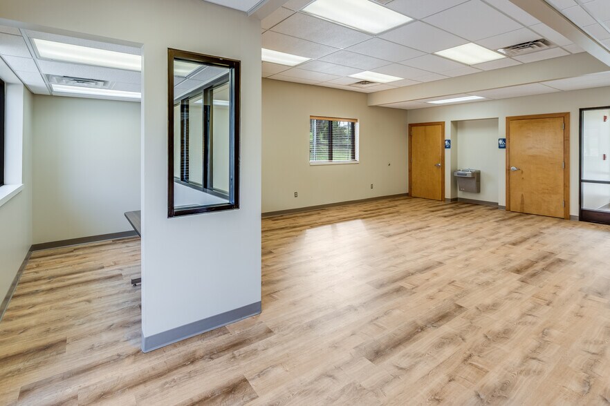 More Photos Of 138 N Main St, Canton Healthcare For Sale