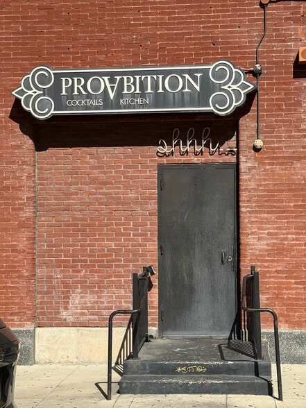 More Photos Of 3615 Main St, Riverside Storefront Retail Office For Lease