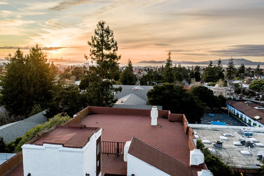 More Photos Of 22 Domingo Ave, Berkeley Apartments For Sale