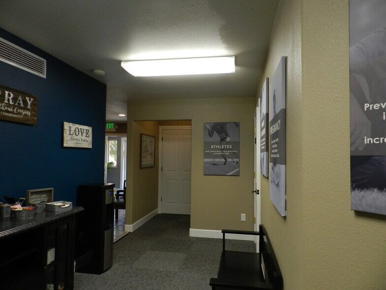 More Photos Of 1541 Ogden Rd, Montrose Medical For Lease