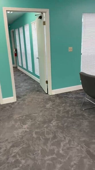 More Photos Of 10569 Lem Turner Rd, Jacksonville Medical For Sale