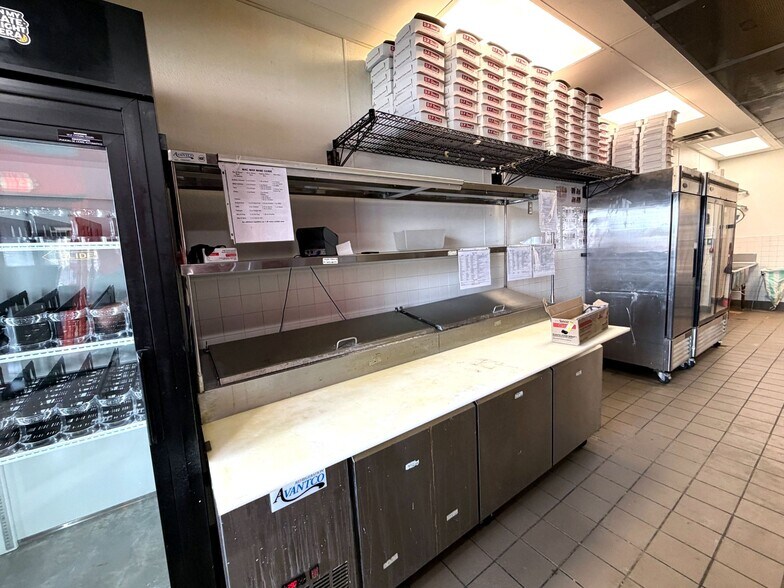More Photos Of 241 7th St W, Saint Paul Storefront Retail Office For Lease