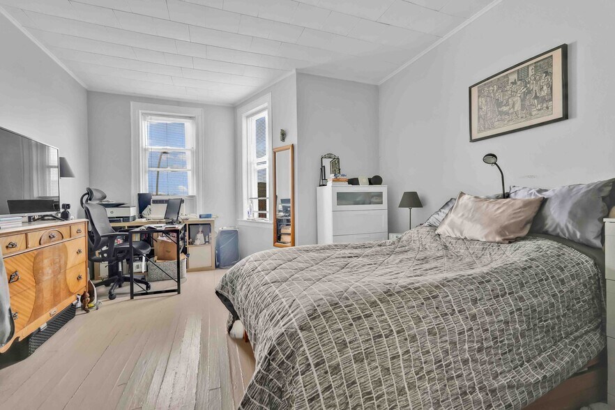 More Photos Of 6340 Fresh Pond Rd, Ridgewood Apartments For Sale
