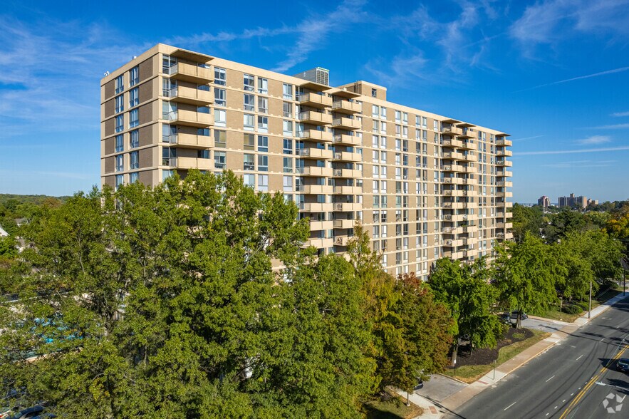 More Photos Of 2401 Pennsylvania Ave, Wilmington Apartments For Lease