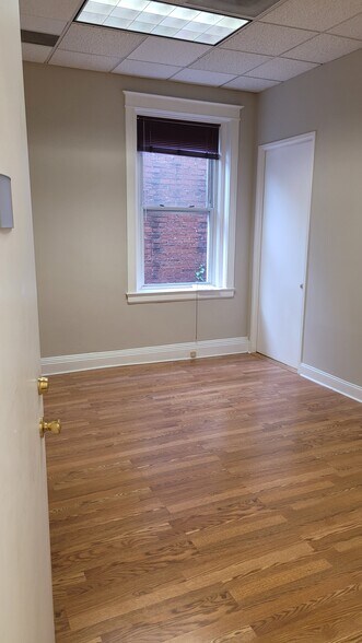 More Photos Of 316 F St NE, Washington Office For Lease