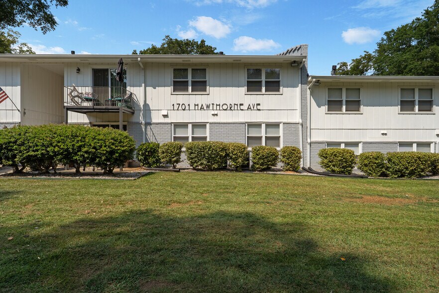 Primary Photo Of 1701 Hawthorne Ave, College Park Apartments For Sale