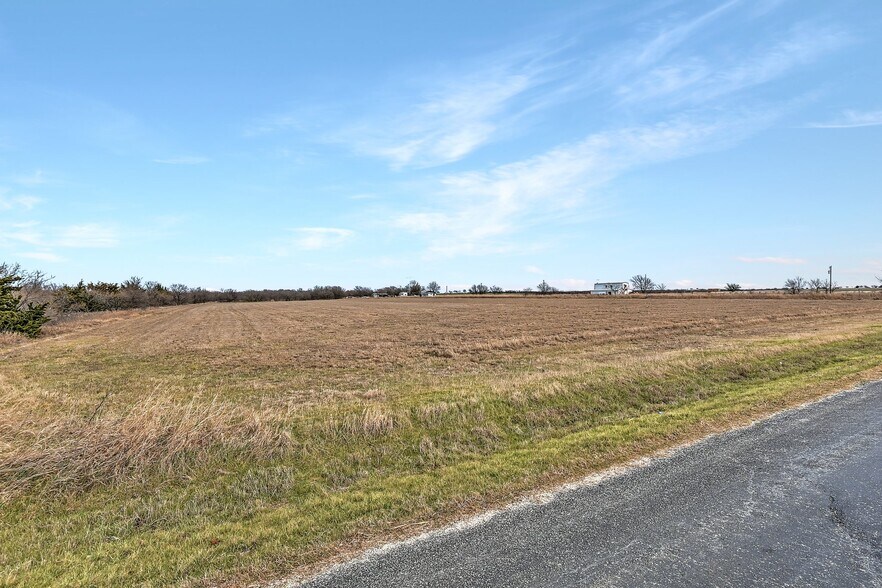 More Photos Of Southmayd Rd, Collinsville Land For Sale