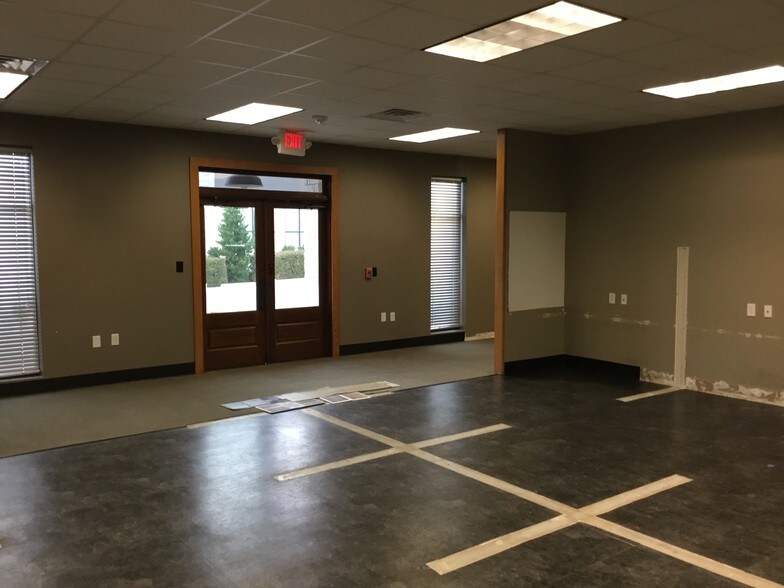 More Photos Of 14402 Blanco Rd, San Antonio Office For Lease